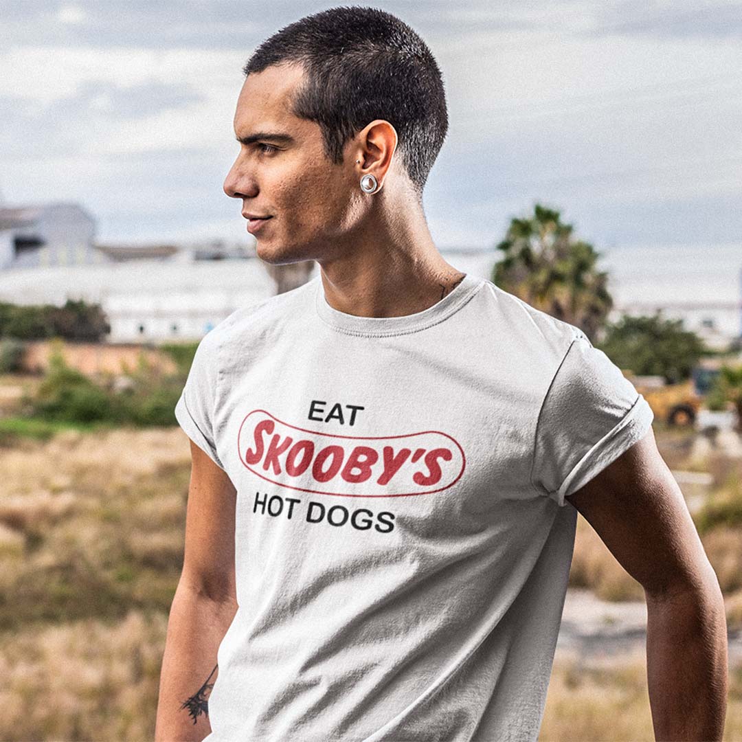 Skooby’s Hot Dogs Hollywood Unisex Retro T-shirt