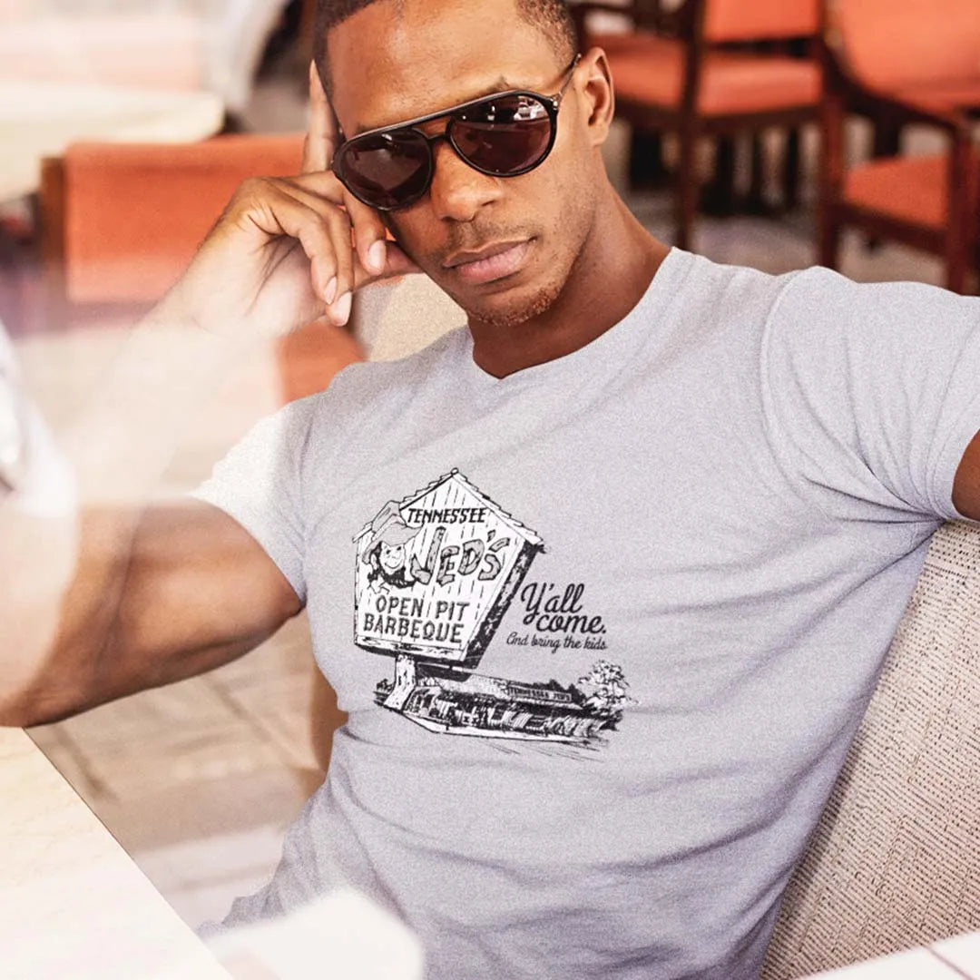 Tennessee Jed's Barbecue St. Louis Unisex Retro T-shirt