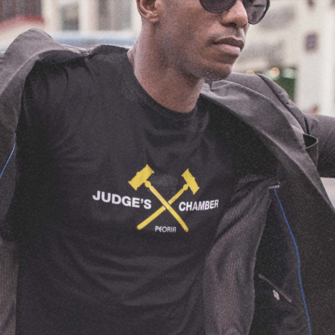 Judges Chamber Bar Peoria Unisex Retro T-shirt