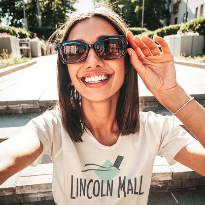 Lincoln Mall Matteson Illinois Unisex Retro T-shirt