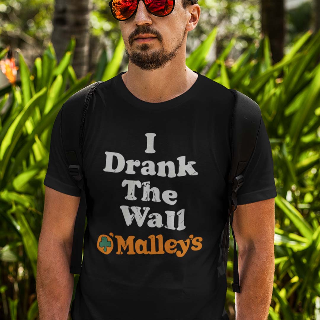 O’Malleys Champaign Unisex Retro T-shirt